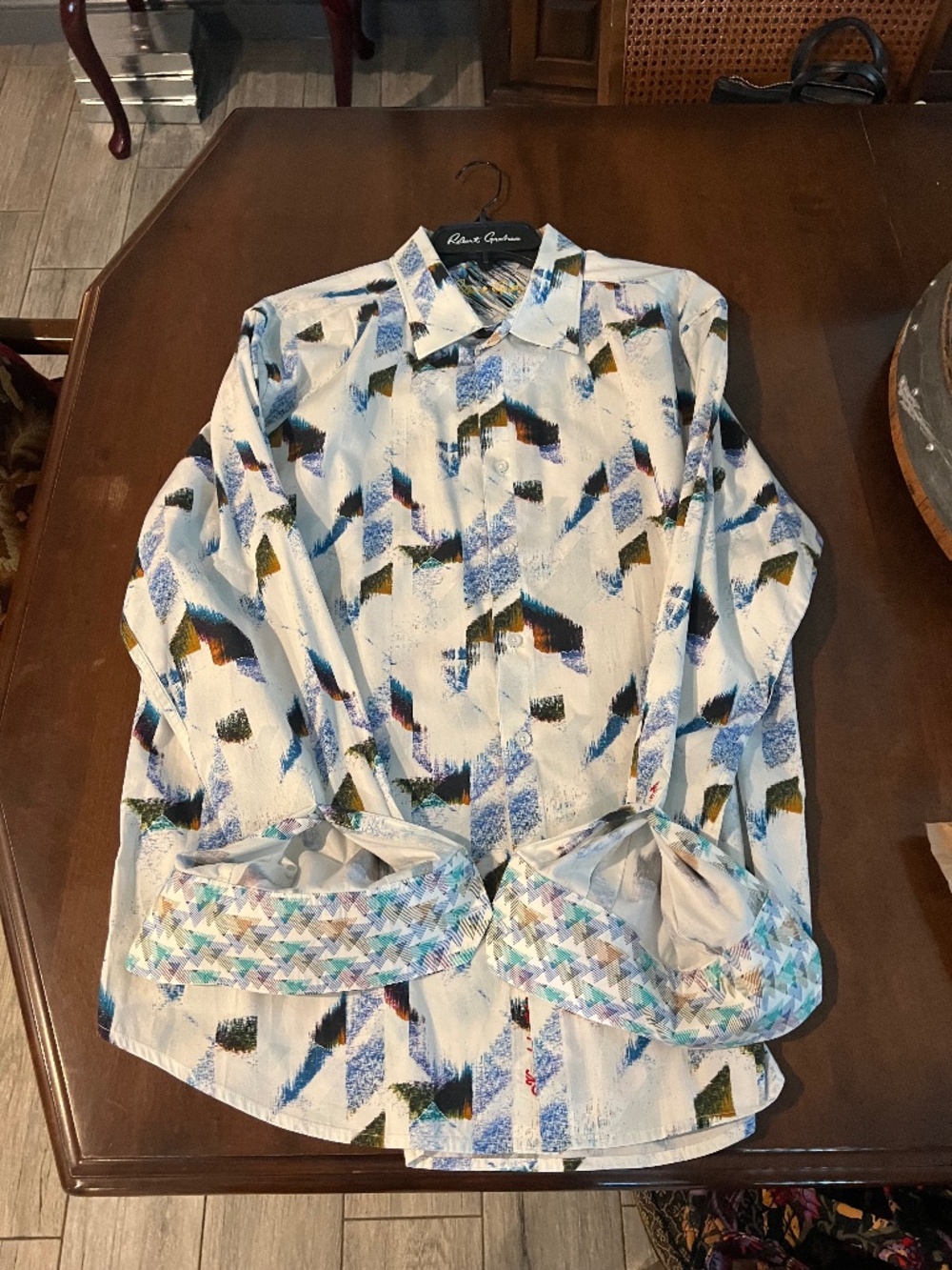 Robert Graham Men's Shirt. Size Big and Tall 2XL.
